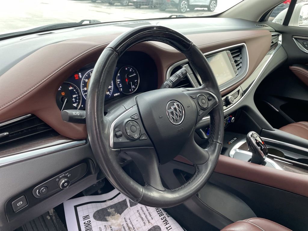 Used 2018 Buick Enclave Avenir w/ Avenir Technology Package image 10