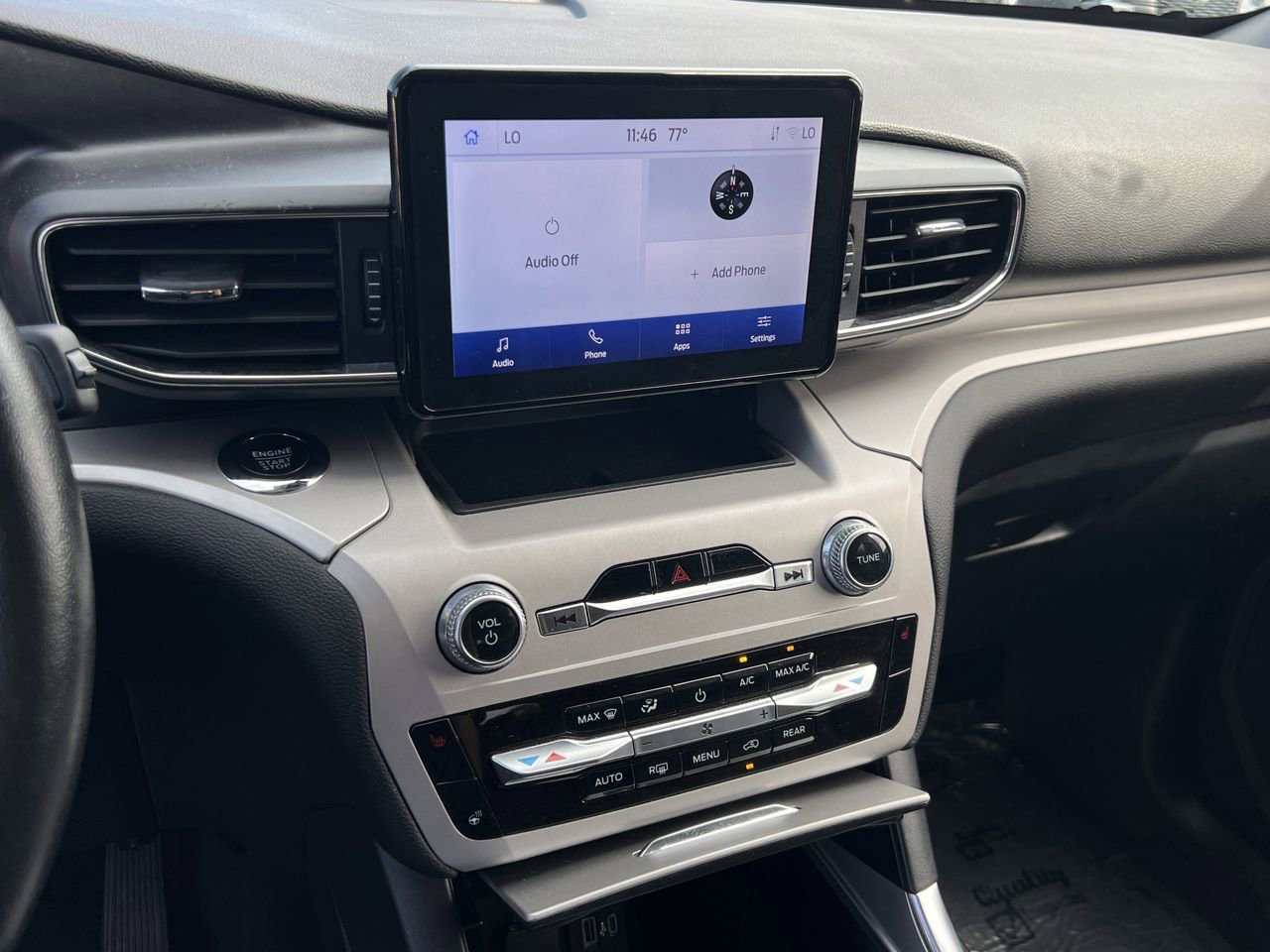 Used 2023 Ford Explorer XLT w/ Equipment Group 202A image 10