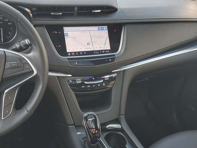 Certified 2025 Cadillac XT5 Premium Luxury w/ LPO, Floor Liner Package AWD/4WD image 30