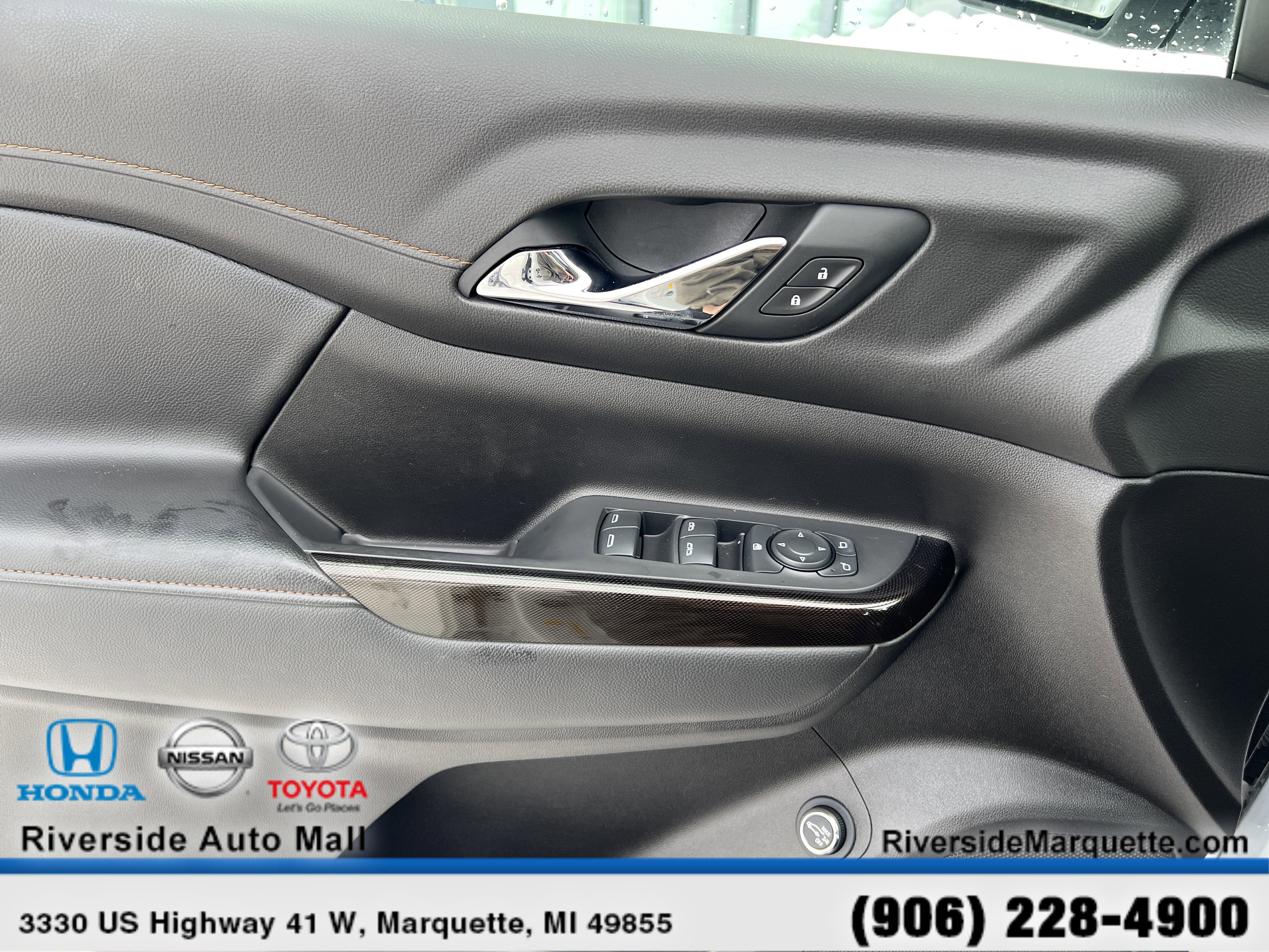 Used 2021 GMC Acadia AT4 w/ Trailering Package image 25