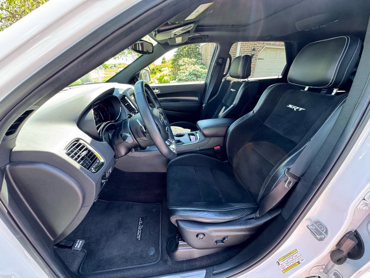 Used 2018 Dodge Durango SRT w/ Technology Group AWD/4WD image 11