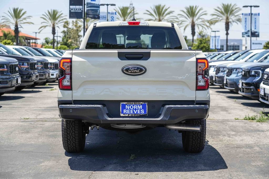 New 2026 Ford Ranger XLT w/ Black Appearance Package RWD image 7