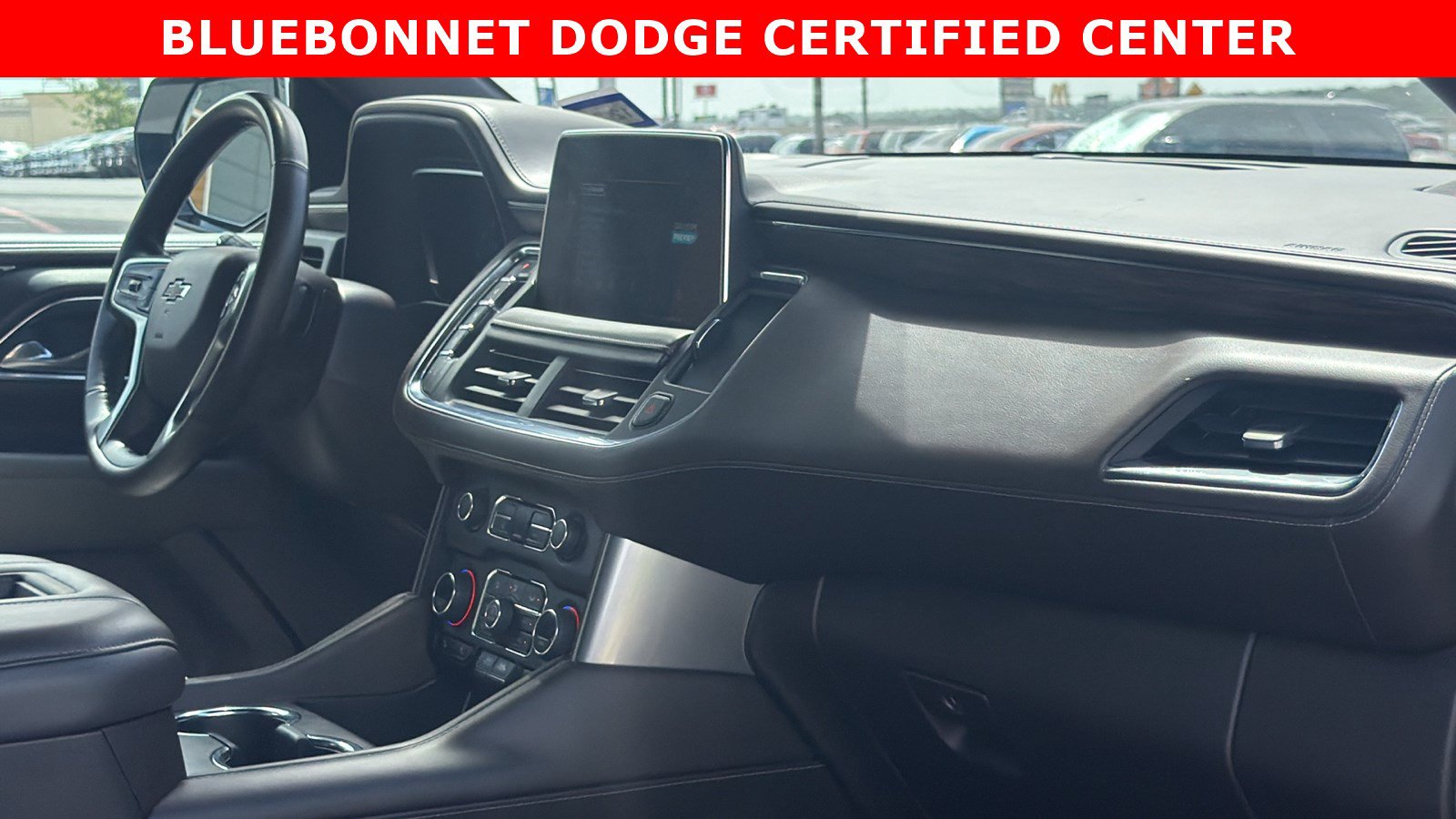 Used 2023 Chevrolet Tahoe Z71 w/ Z71 Off-Road Package AWD/4WD image 23