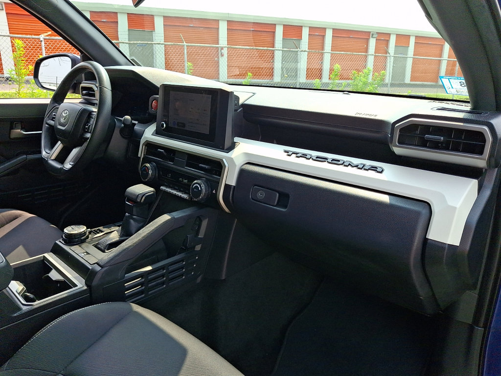 Used 2024 Toyota Tacoma TRD Off-Road AWD/4WD image 11