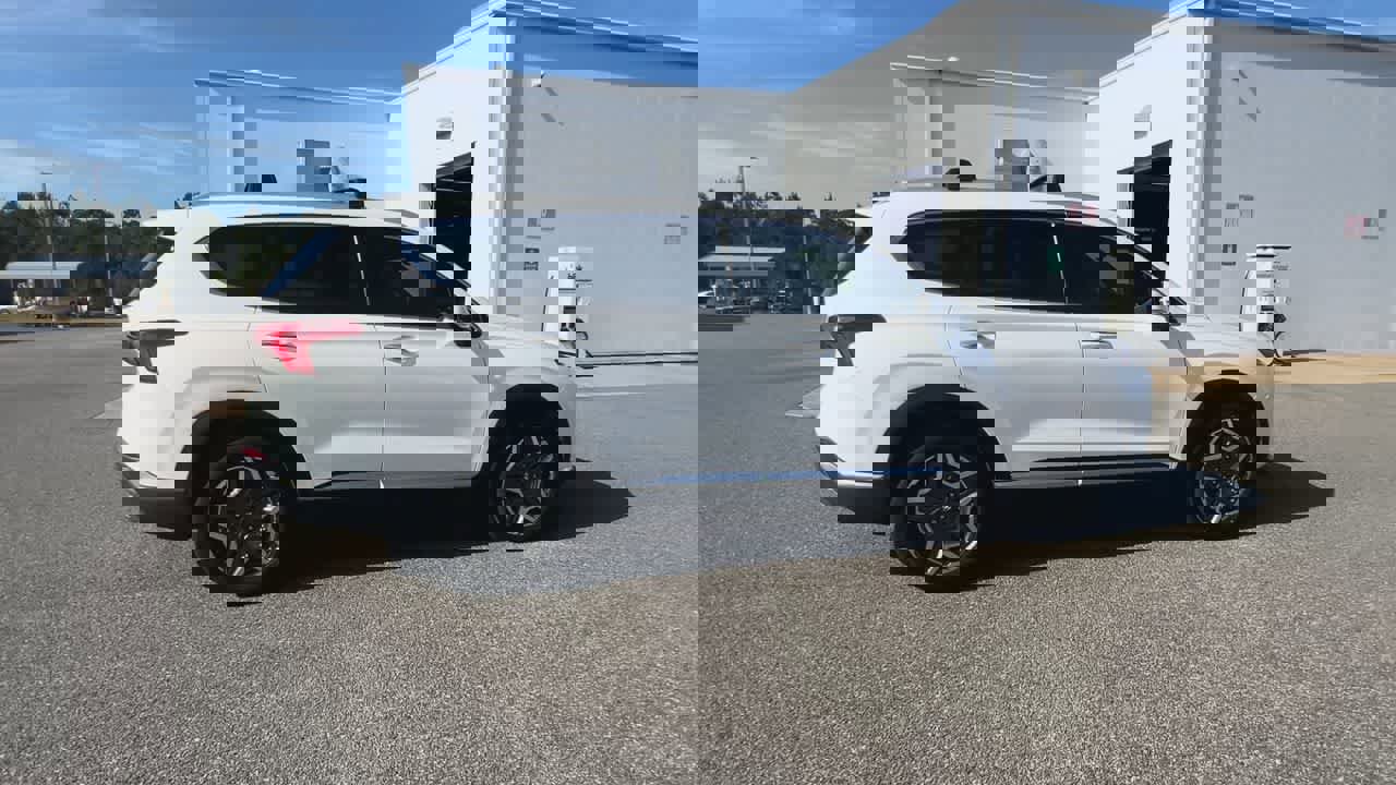 Used 2022 Hyundai Santa Fe Limited w/ Cargo Package image 9