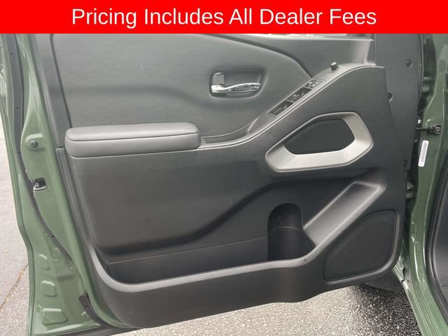 Used 2022 Nissan Frontier SV w/ Technology Package AWD/4WD image 18