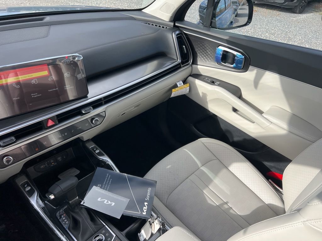 New 2026 Kia Sorento S image 12