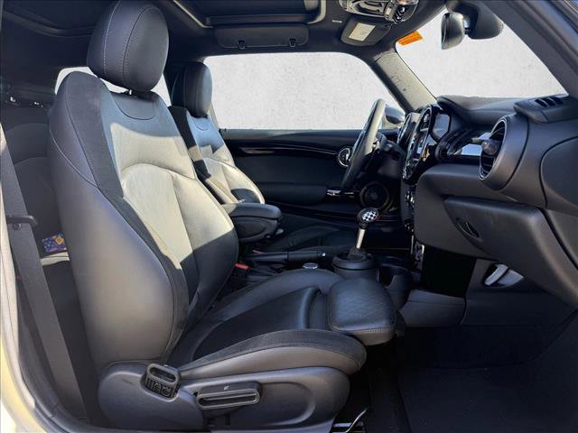 Used 2019 MINI Cooper S image 15