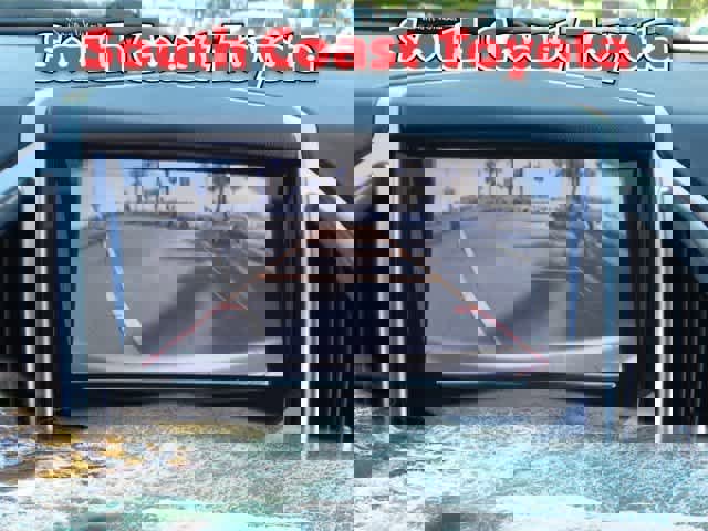 Used 2013 Cadillac SRX Luxury w/ Driver Awareness Package image 29