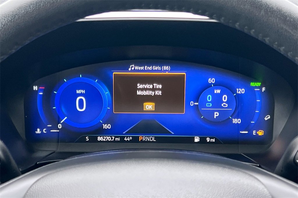 Used 2020 Ford Escape SE Sport image 27