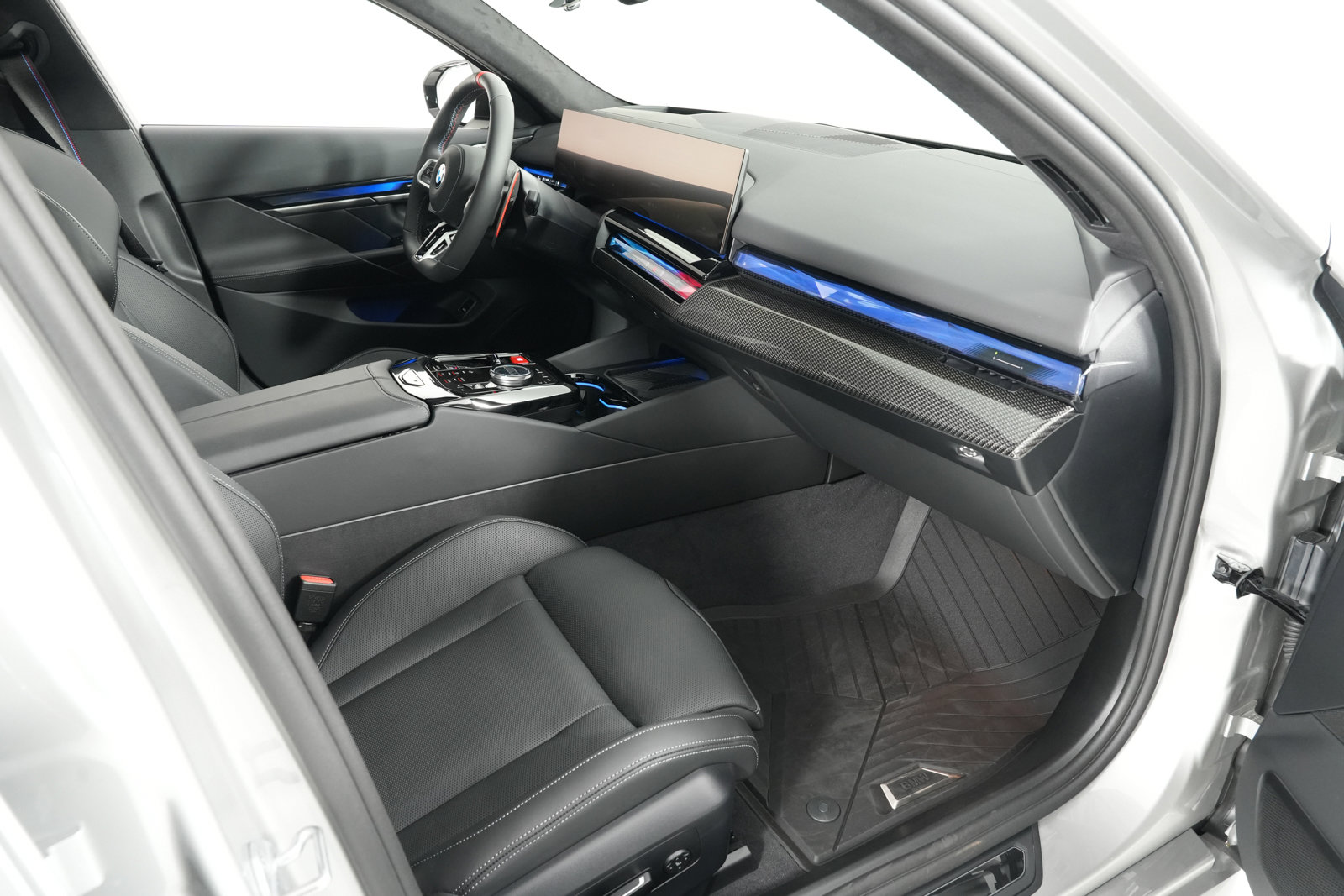 Used 2025 BMW M5 Touring AWD/4WD image 32