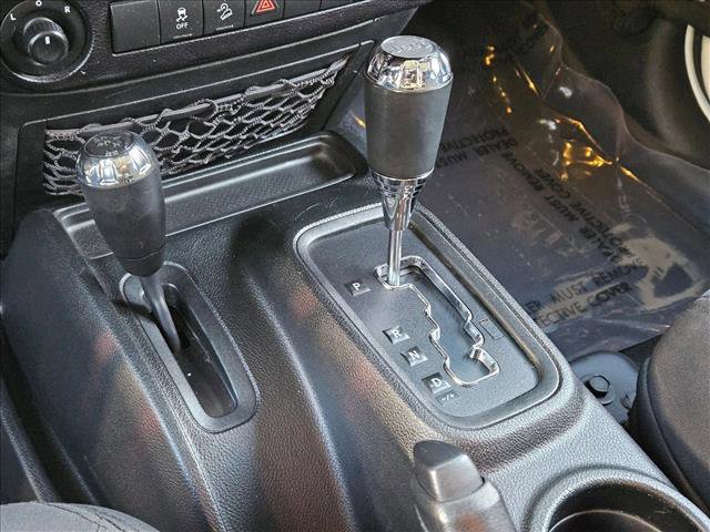 Used 2018 Jeep Wrangler Unlimited Sport S image 11