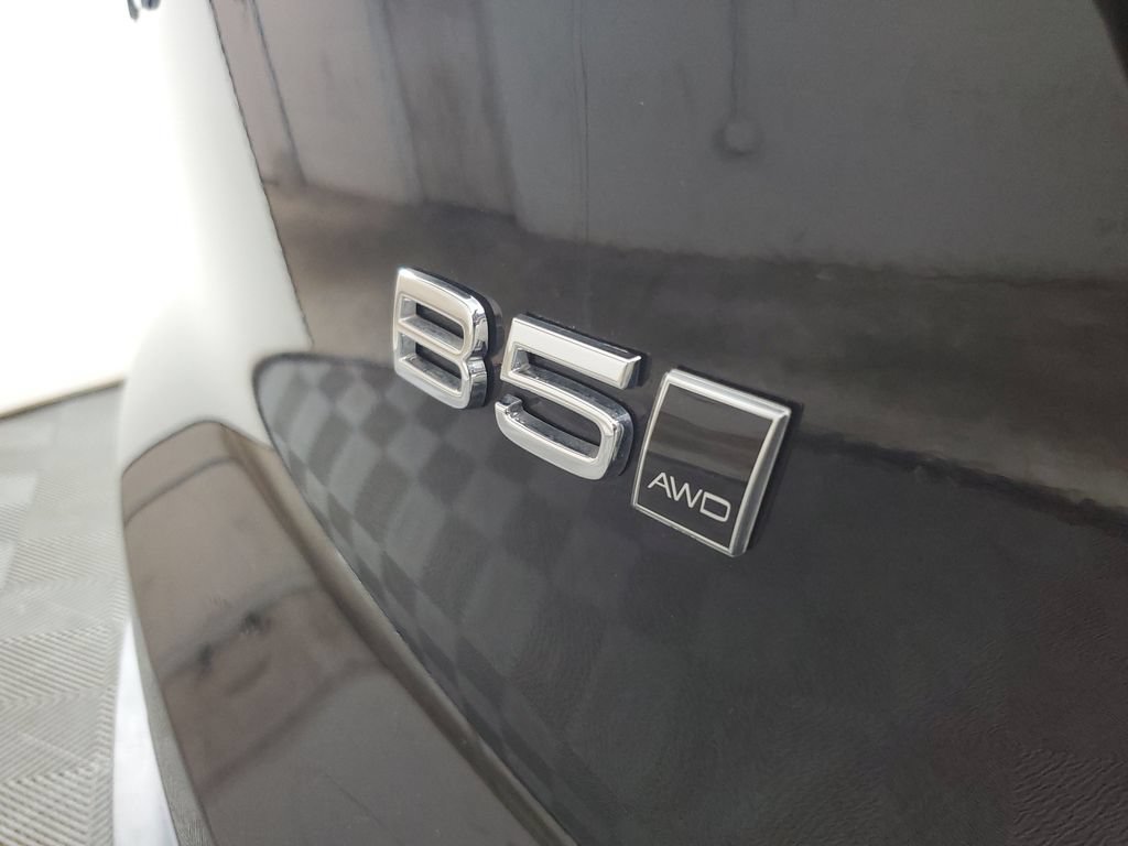 Certified 2024 Volvo XC40 B5 Ultimate w/ Protection Package Premier AWD/4WD image 6