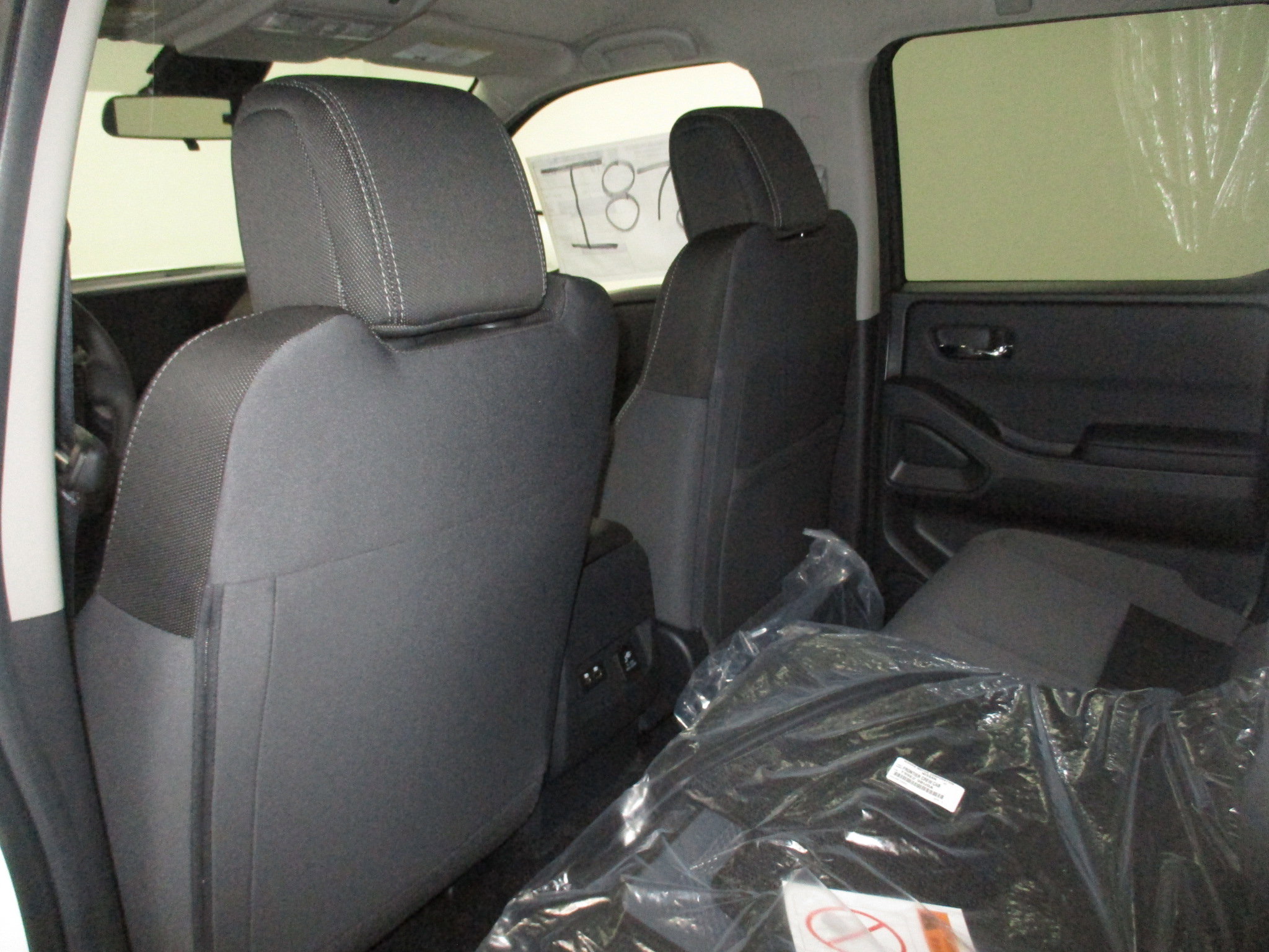 New 2026 Nissan Frontier SV w/ SV Convenience Package AWD/4WD image 15