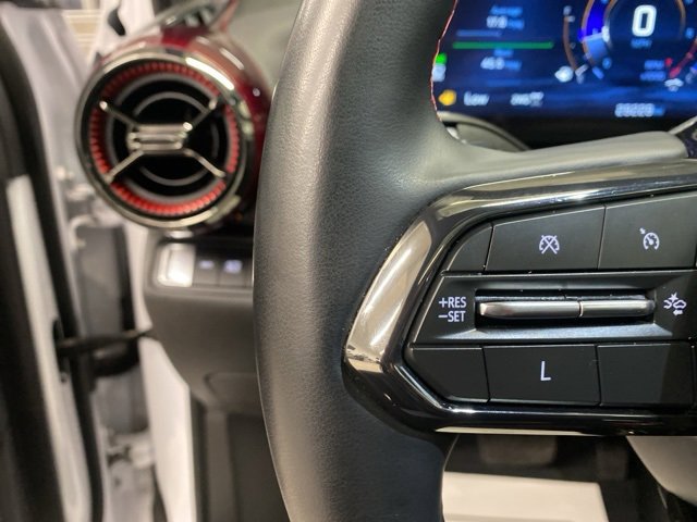 Certified 2025 Chevrolet Equinox RS w/ Safety and Technology Package image 17