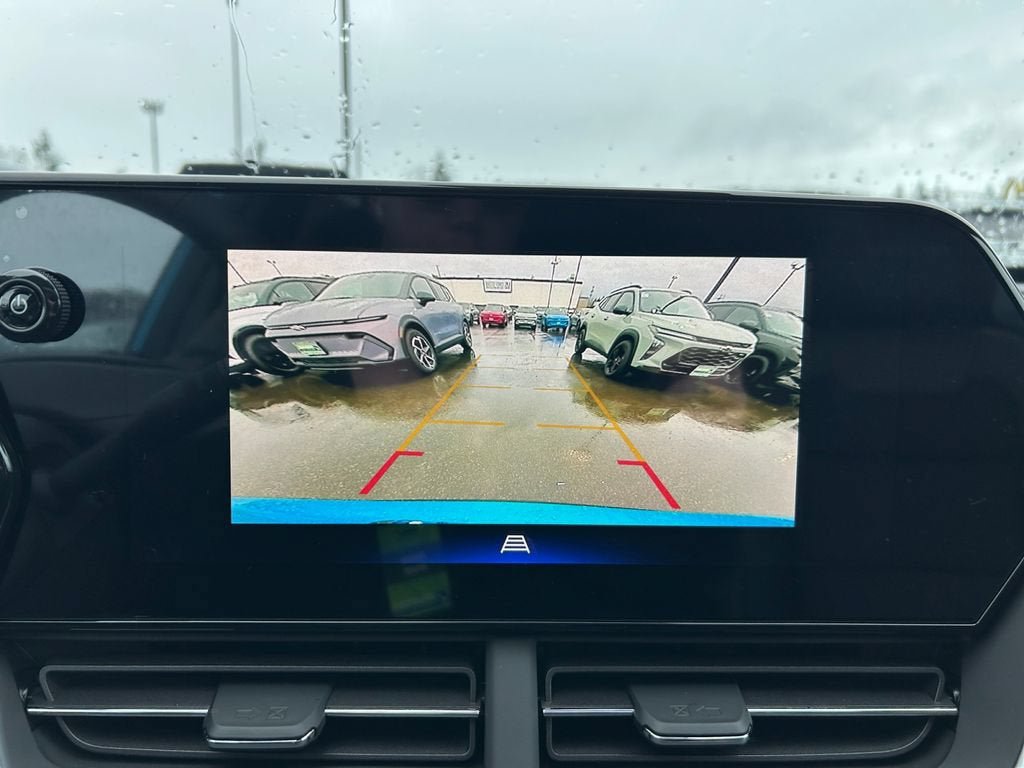 New 2026 Chevrolet Trax ACTIV w/ Sunroof Package FWD image 19