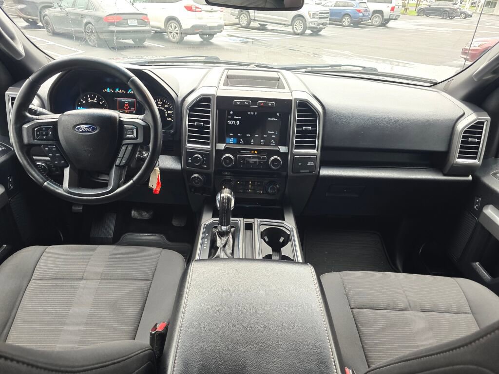 Used 2017 Ford F150 XLT w/ Equipment Group 302A Luxury image 15