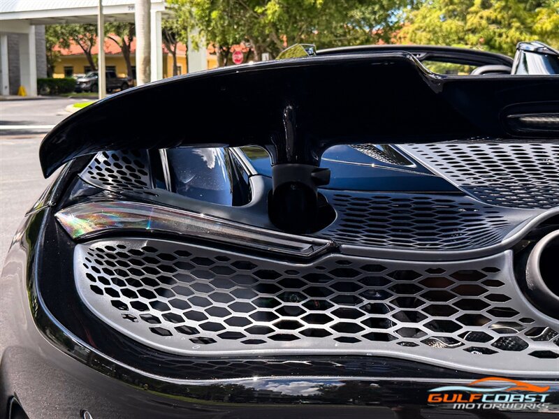 Used 2024 McLaren 750S Spider RWD image 48