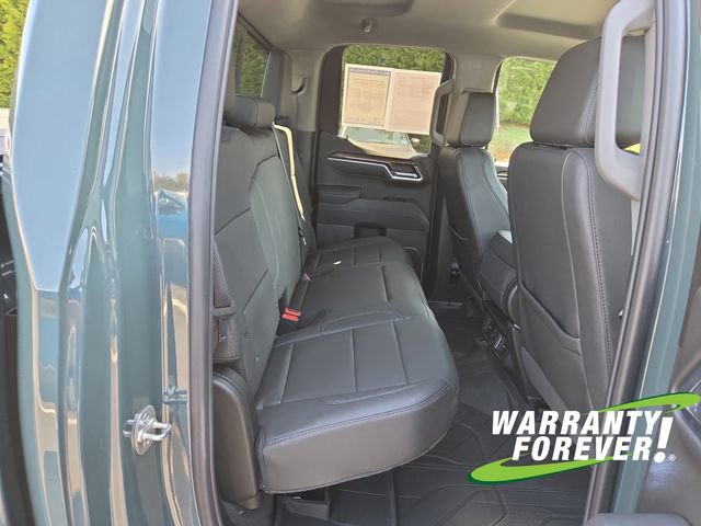 Used 2025 Chevrolet Silverado 1500 LT w/ Leather Package AWD/4WD image 16