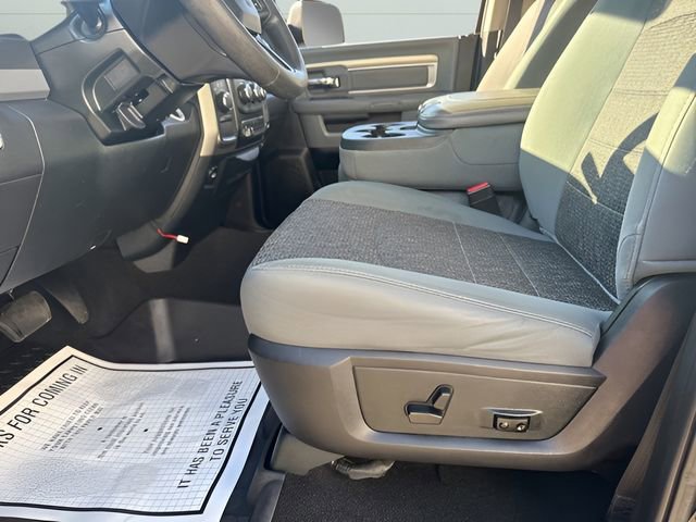 Used 2018 RAM 3500 SLT w/ Snow Chief Group image 10