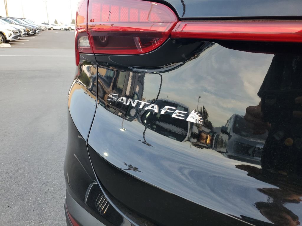 Used 2022 Hyundai Santa Fe SEL Convenience w/ Cargo Package image 8