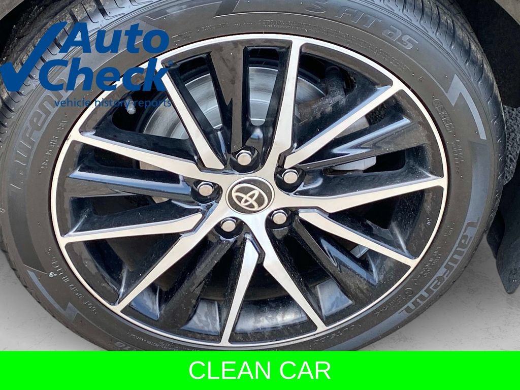 Used 2022 Toyota Camry SE FWD image 27