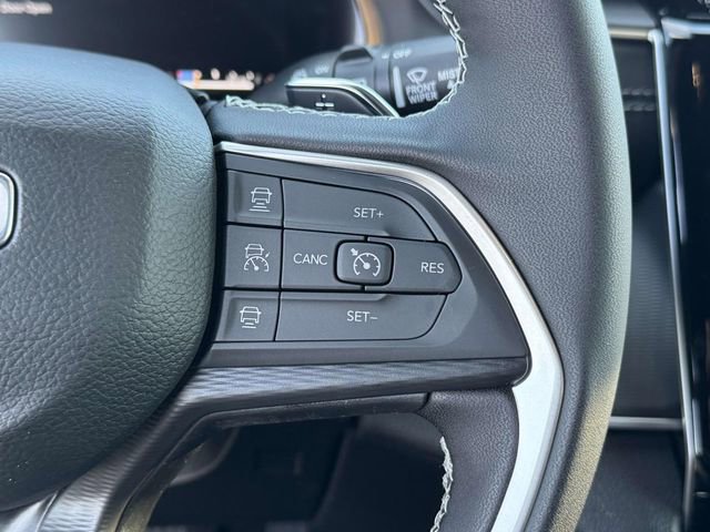 New 2025 Jeep Grand Cherokee Laredo X w/ Luxury Tech Group I image 9