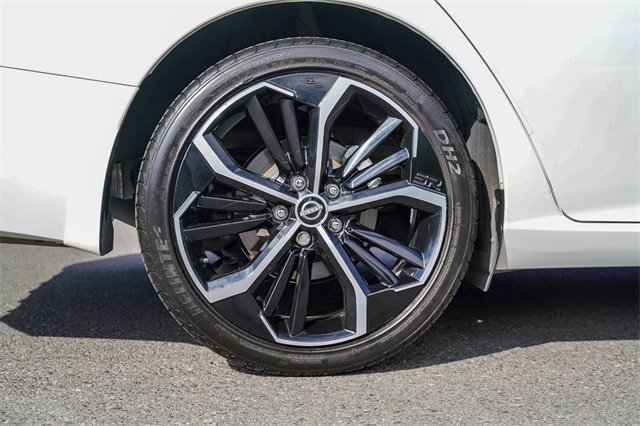 Used 2023 Nissan Altima 2.5 SR w/ SR Premium Package image 9