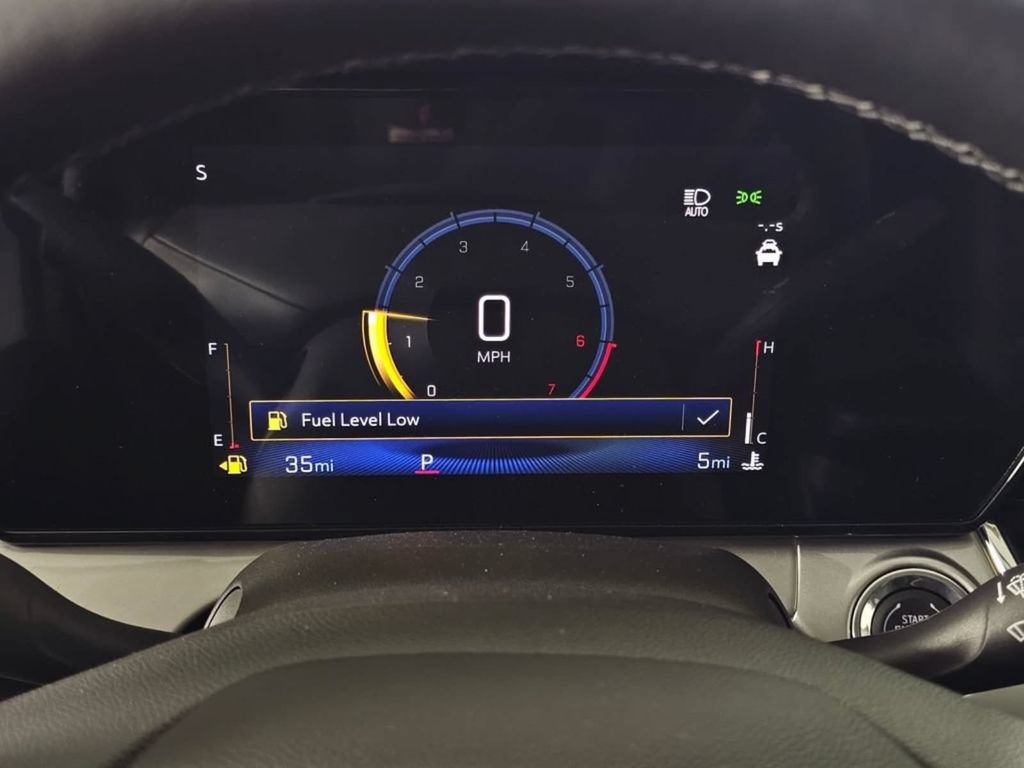 New 2026 Chevrolet Trax LT w/ LT Convenience Package FWD image 29