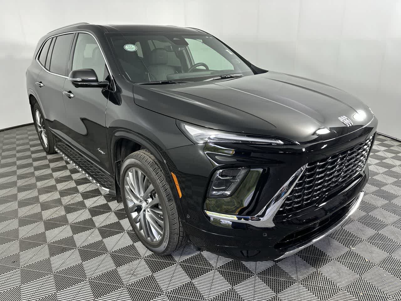 Used 2026 Buick Enclave Avenir w/ Super Cruise Package FWD image 2