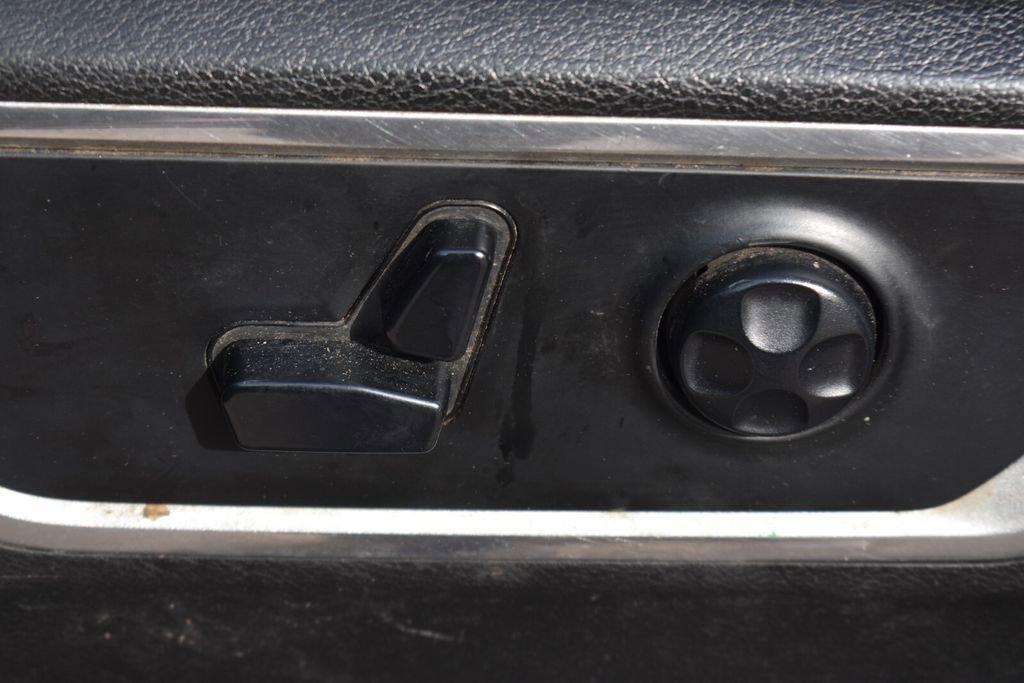 Used 2020 RAM 1500 Laramie AWD/4WD image 30