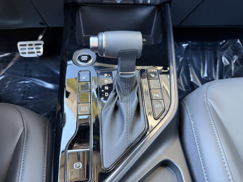 Used 2023 Kia Niro EX Touring image 26