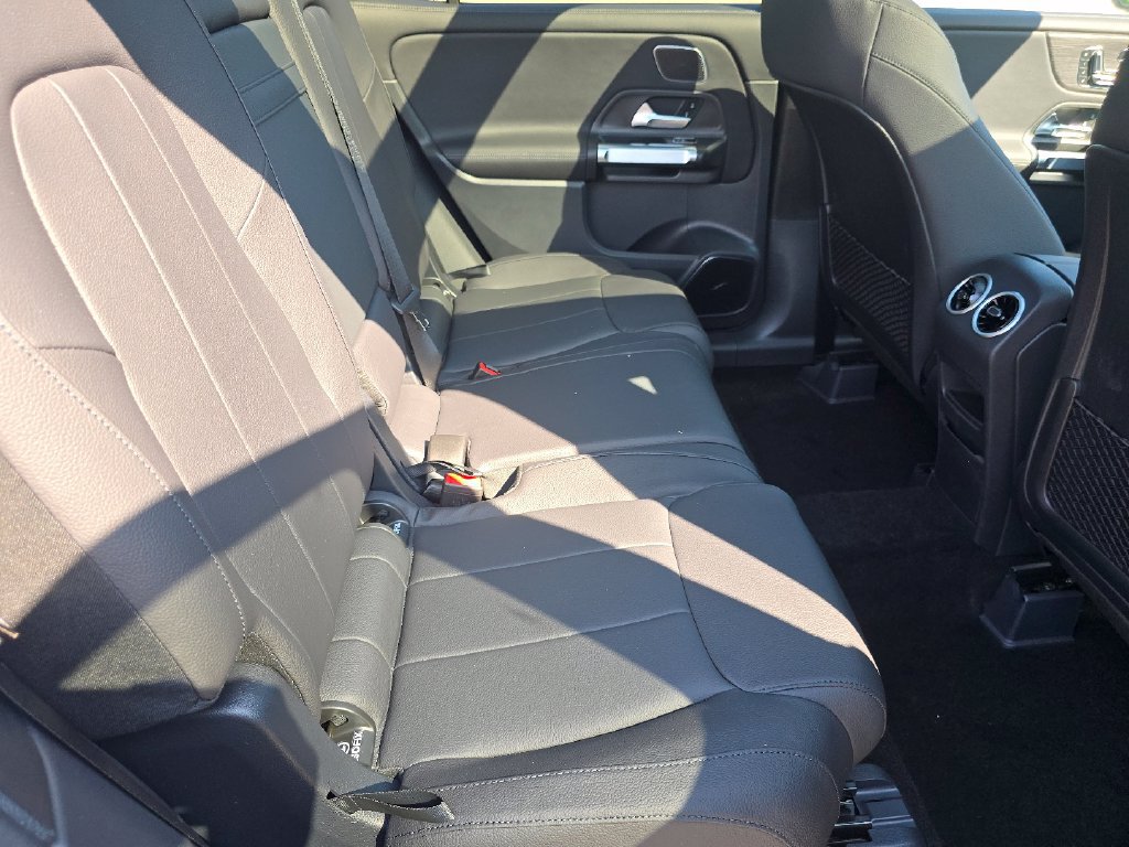 New 2026 Mercedes-Benz GLB 250 4MATIC image 20