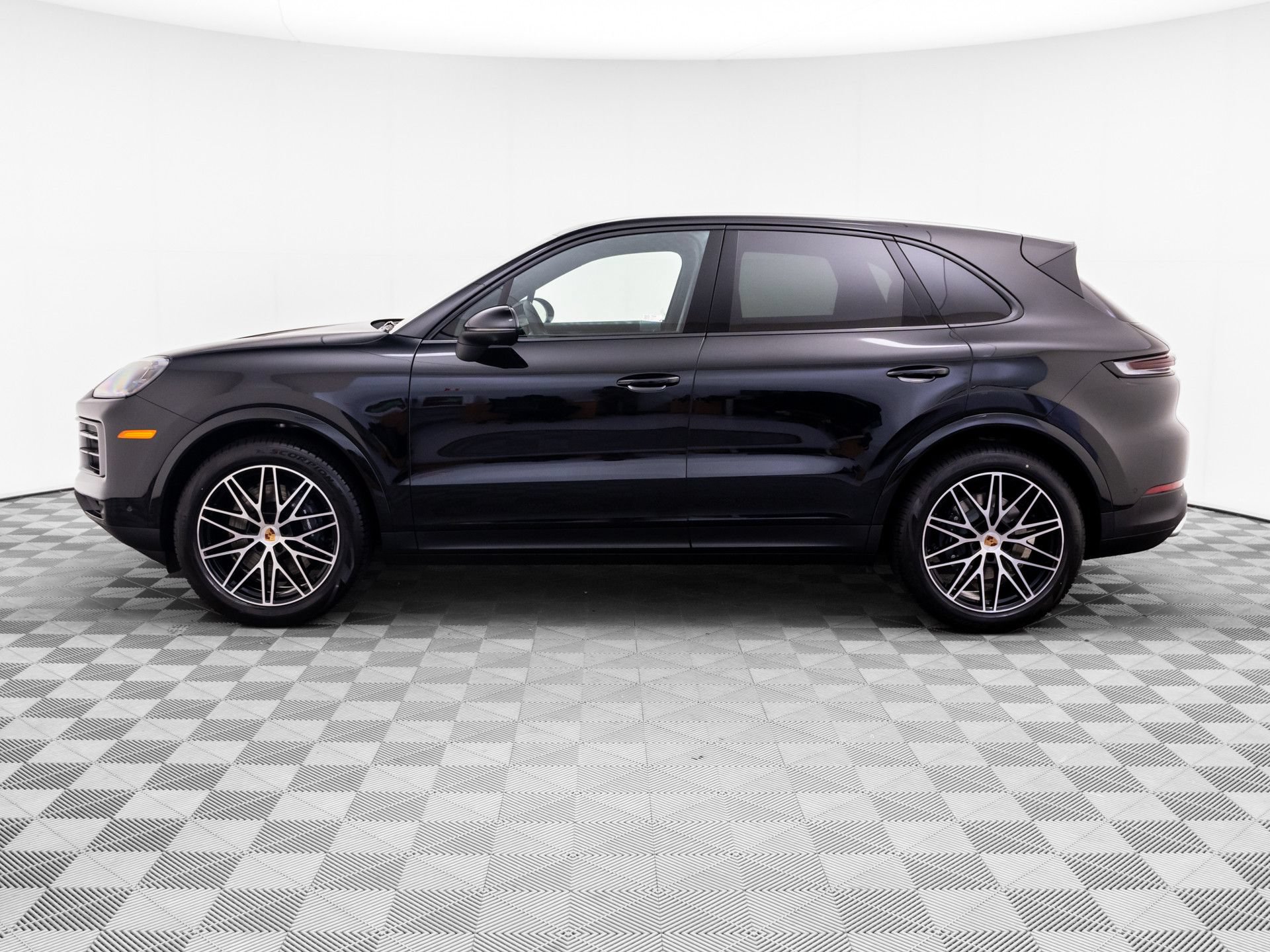 New 2026 Porsche Cayenne AWD/4WD image 2