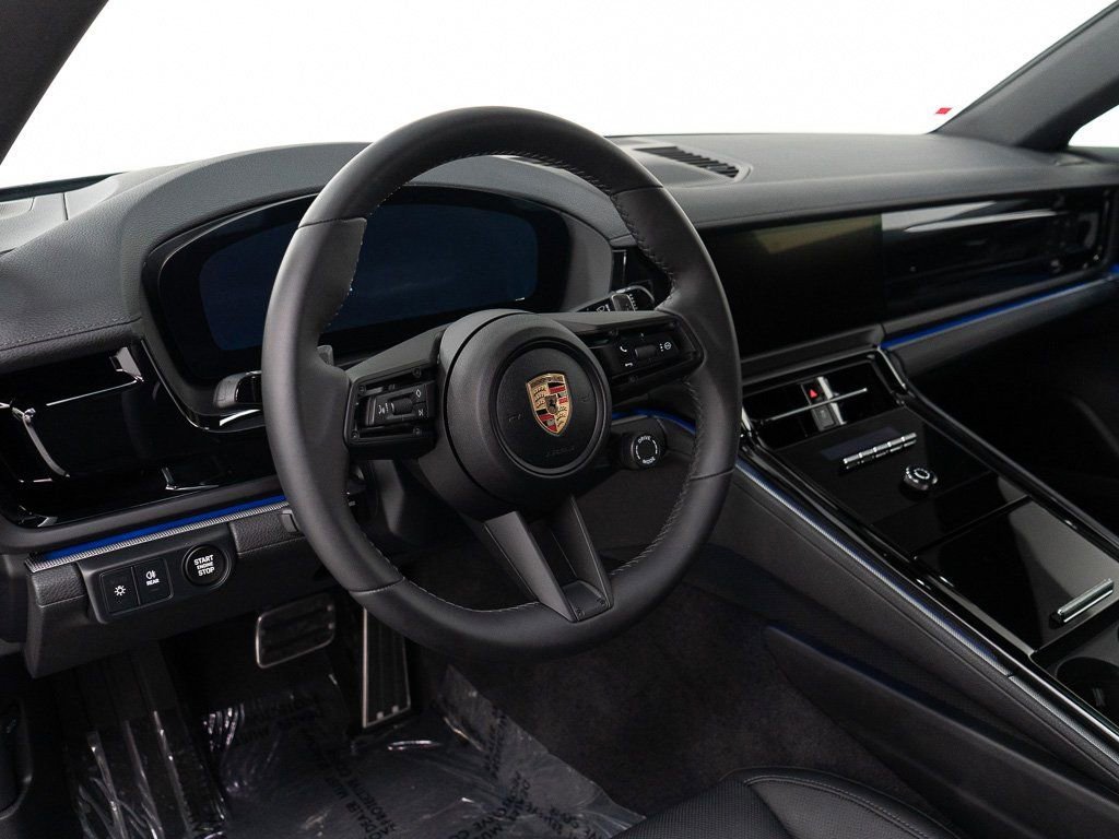 Used 2024 Porsche Panamera 4 image 14