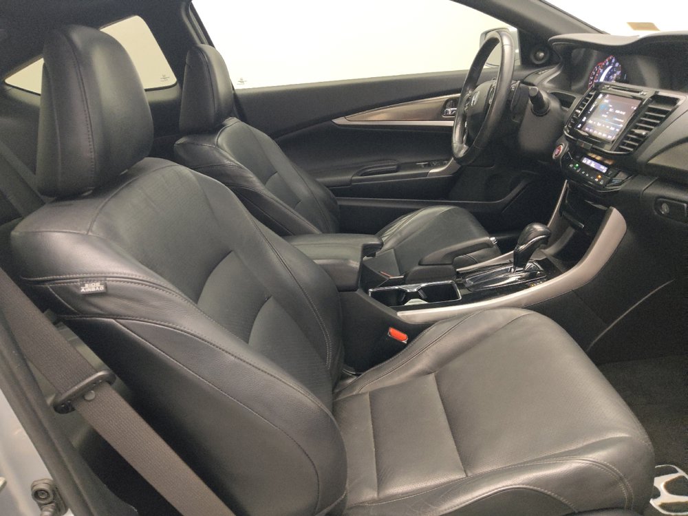 Used 2017 Honda Accord EX-L image 21