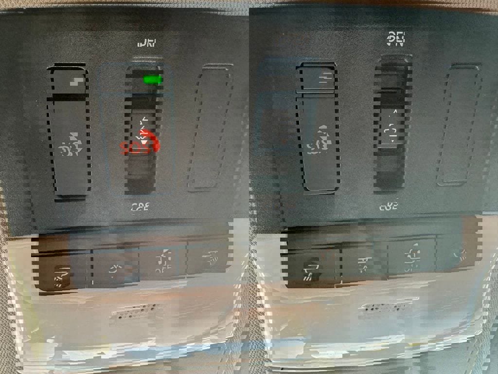 New 2025 Nissan Altima 2.5 SL image 29