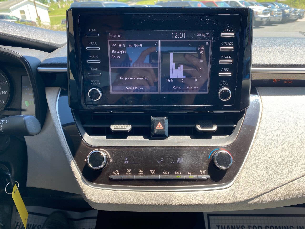 Used 2020 Toyota Corolla L FWD image 15