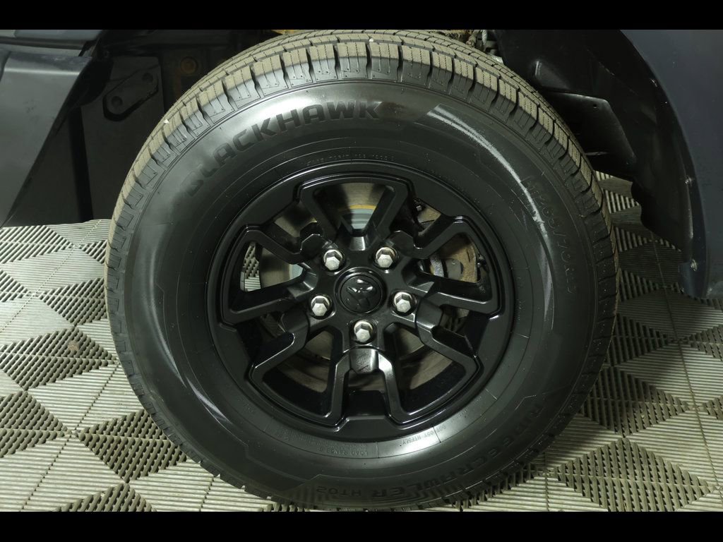 Used 2023 RAM 1500 Classic Warlock AWD/4WD image 6