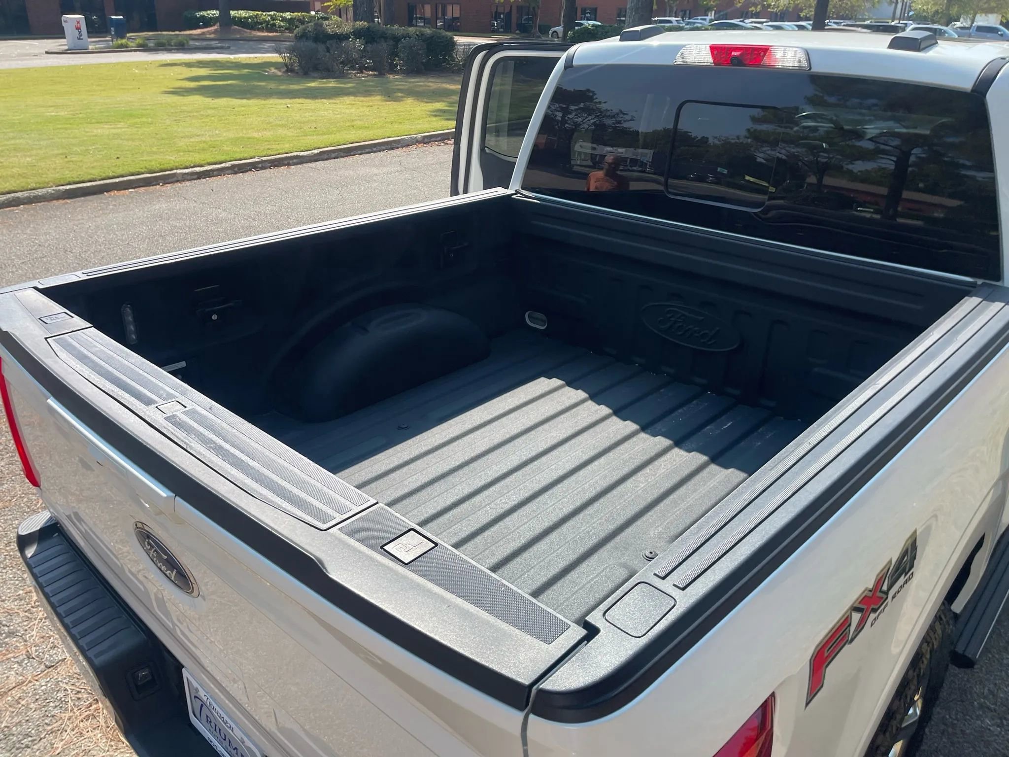 Used 2021 Ford F150 Lariat w/ Equipment Group 502A High image 15