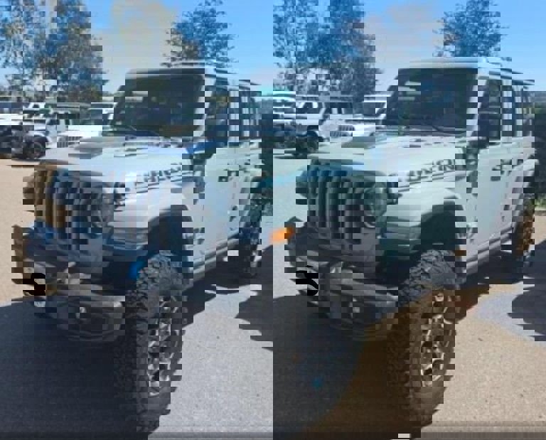 Used 2023 Jeep Wrangler Unlimited Rubicon 4xe image 1