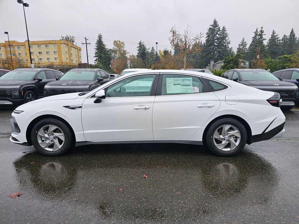 New 2025 Hyundai Sonata SE image 4