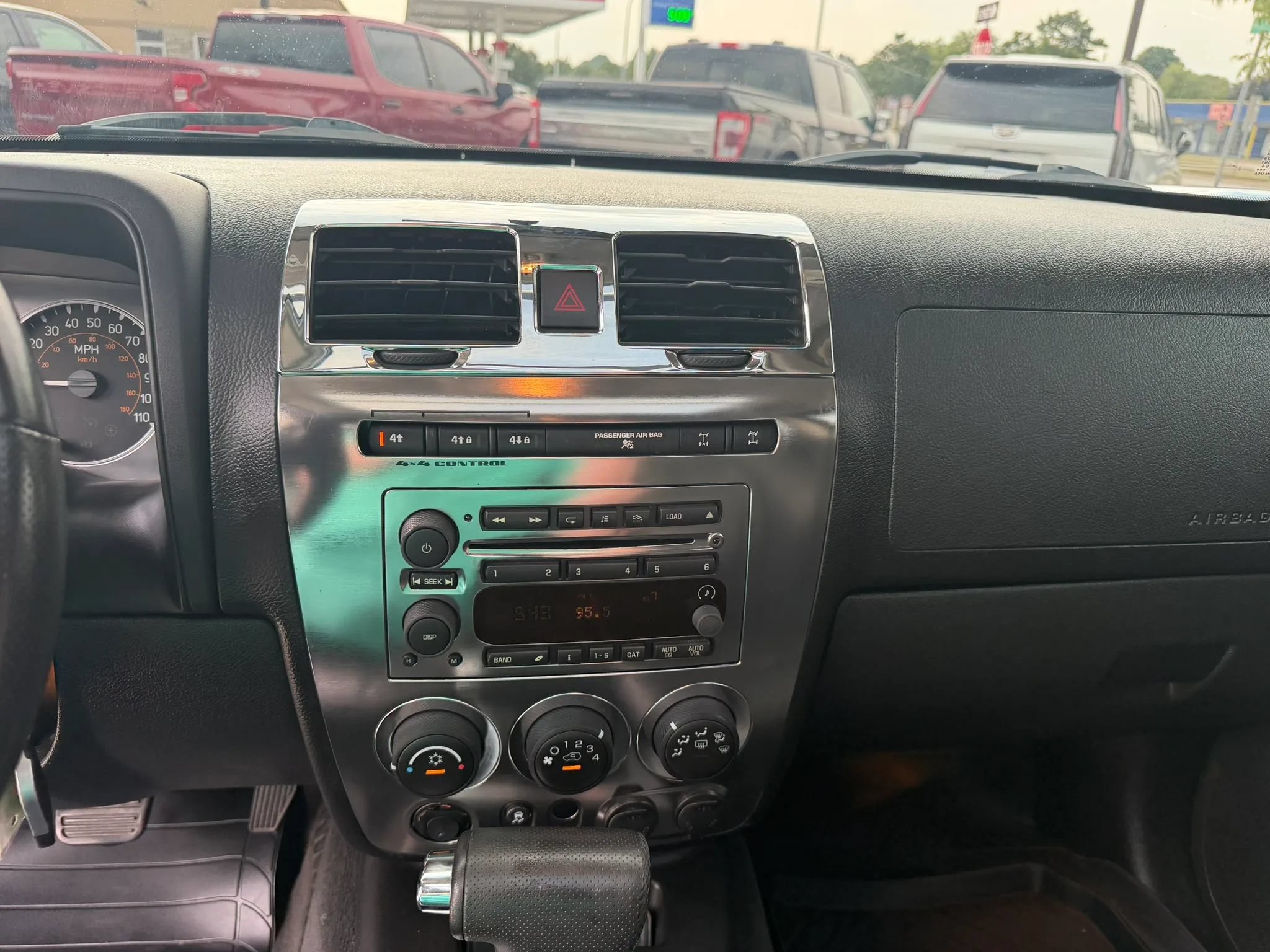 Used 2009 HUMMER H3T Luxury AWD/4WD image 19