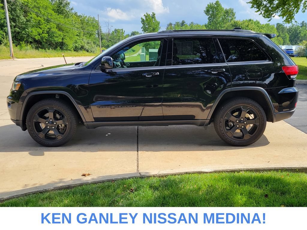 Used 2021 Jeep Grand Cherokee Freedom Edition AWD/4WD image 6