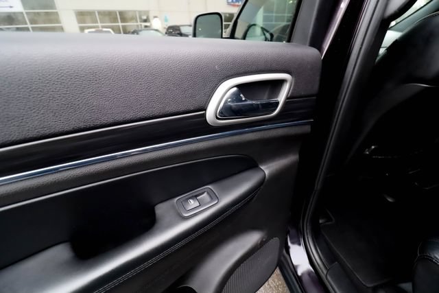 Used 2019 Jeep Grand Cherokee Limited AWD/4WD image 35