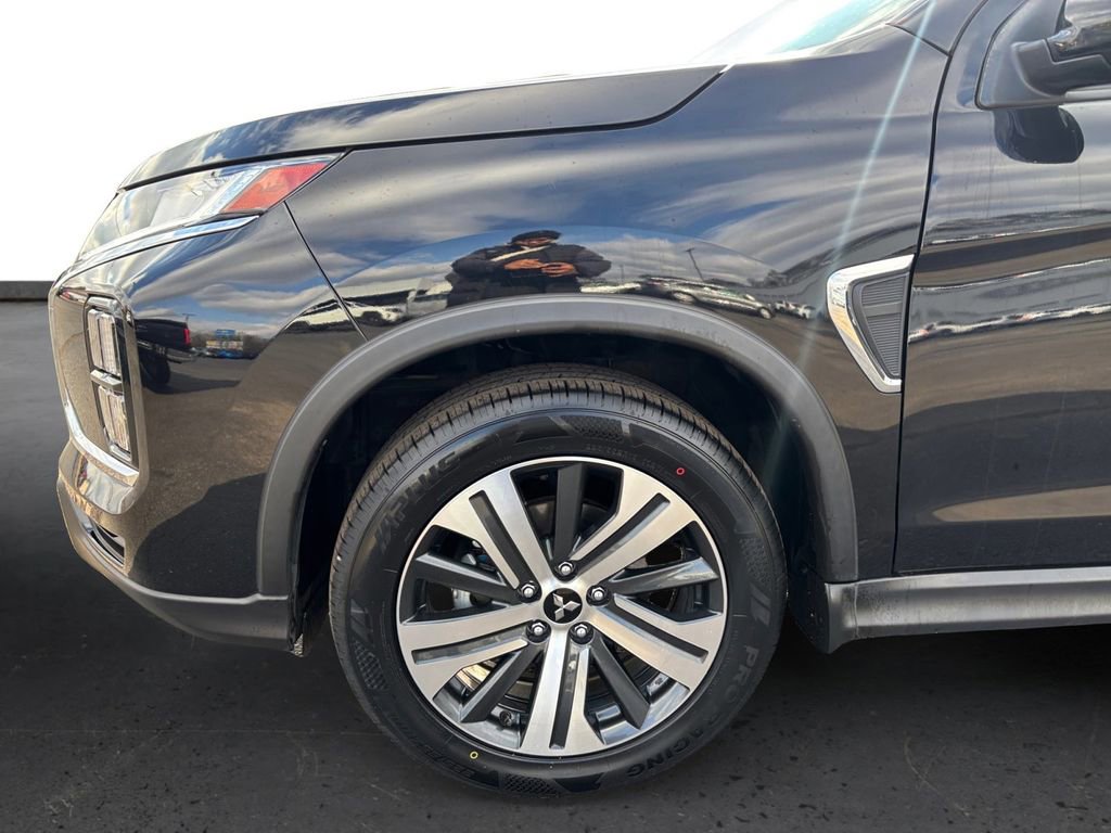 Used 2021 Mitsubishi Outlander Sport SE image 13