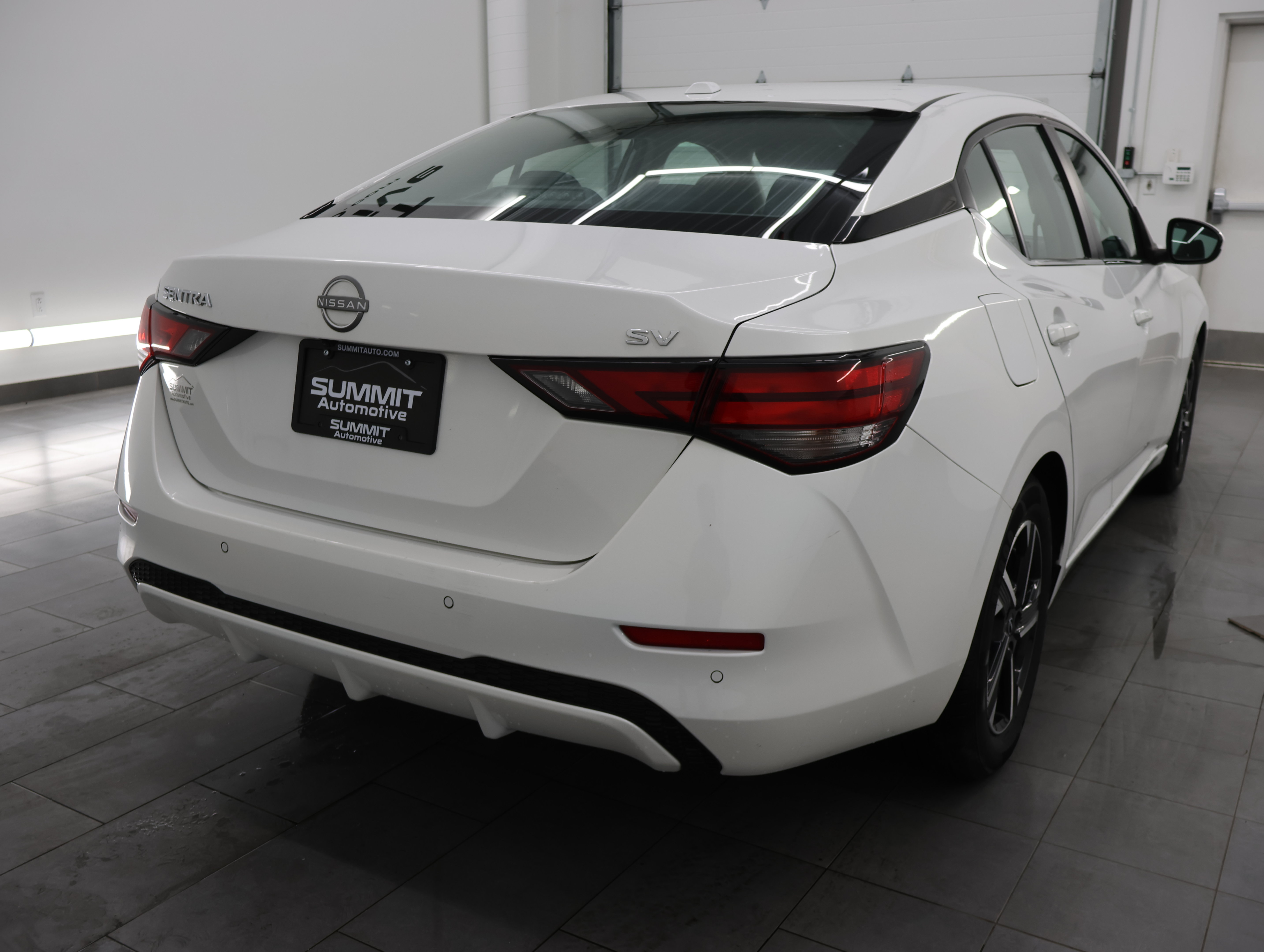Used 2024 Nissan Sentra SV FWD image 5