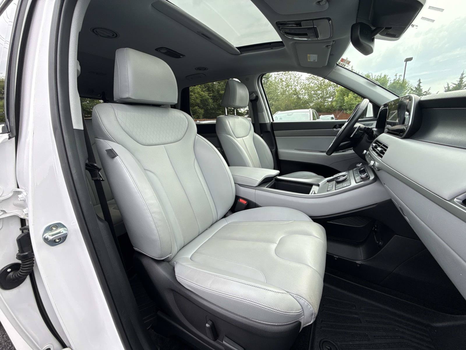 Used 2021 Hyundai Palisade SEL FWD image 13