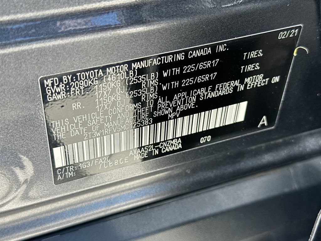 Used 2021 Toyota RAV4 XLE w/ Convenience Package FWD image 30