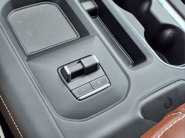 New 2026 GMC Sierra 2500 Denali Ultimate AWD/4WD image 17
